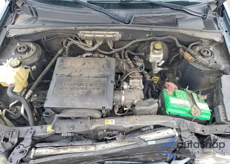 2011 Ford Escape Limited z USA, uszkodzony, nr VIN 1FMCU9EG0BKC66018